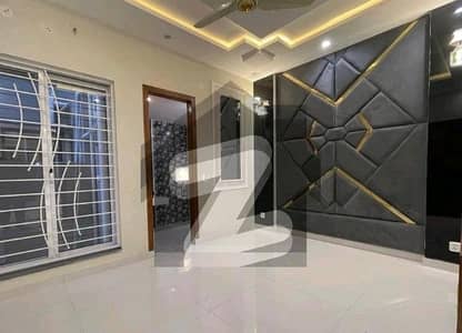 Reasonably-Priced 5 Marla House In Bahria Town - Sector C, Lahore Is Available As Of Now