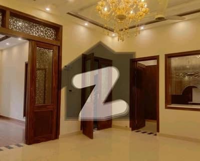 Ideally Located House Of 5 Marla Is Available For sale In Lahore