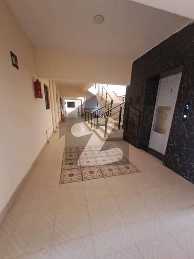 سفاری اینکلیو آپارٹمنٹس یونیورسٹی روڈ,کراچی میں 2 کمروں کا 4 مرلہ فلیٹ 90.0 لاکھ میں برائے فروخت۔