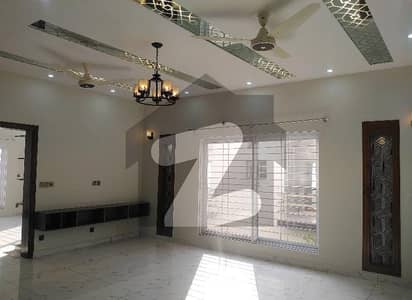 Lower Portion For rent In Bahria Town Phase 8 - Umer Block Rawalpindi