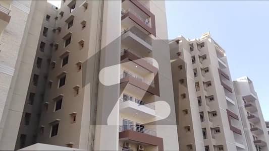 نیوی ہاؤسنگ سکیم کارساز کراچی میں 16 مرلہ فلیٹ 4.5 لاکھ میں کرایہ پر دستیاب ہے۔