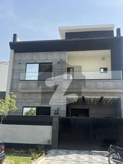 Brand new Luxury House Available For Sale