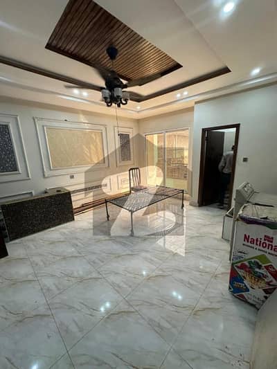 والٹن روڈ لاہور میں 1 کمرے کا 3 مرلہ فلیٹ 35.0 ہزار میں کرایہ پر دستیاب ہے۔