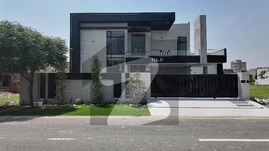 1 KANAL DESIGNER HOUS FOR SALE IN HEART OF FAZAIA PHASE 1 WITH MODERN ELIVATON