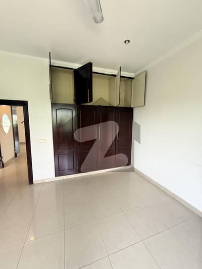New Kanal Upper Portion Available For Rent