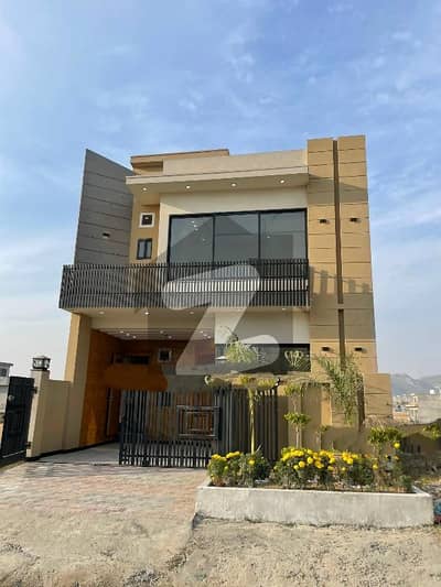 ایم پی سی ایچ ایس - بلاک ای ایم پی سی ایچ ایس ۔ ملٹی گارڈنز,بی ۔ 17,اسلام آباد میں 3 کمروں کا 5 مرلہ مکان 85.0 ہزار میں کرایہ پر دستیاب ہے۔