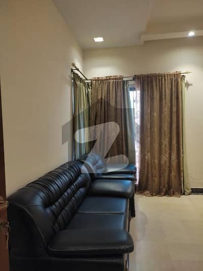 ڈی ایچ اے فیز 3 - بلاک ایکس فیز 3,ڈیفنس (ڈی ایچ اے),لاہور میں 5 کمروں کا 1 کنال مکان 2.5 لاکھ میں کرایہ پر دستیاب ہے۔