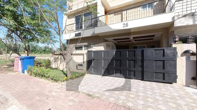 Back open 8 Marla House for sale Back open 8 Marla House for sale