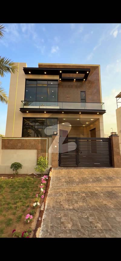 Luxury House Available Best Location