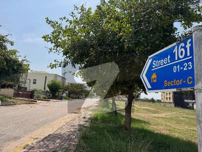 بحریہ انکلیو - سیکٹر سی بحریہ انکلیو,بحریہ ٹاؤن,اسلام آباد میں 1 کنال رہائشی پلاٹ 3.65 کروڑ میں برائے فروخت۔