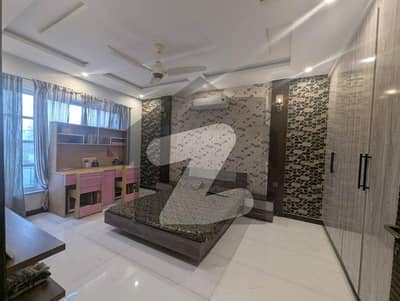 فارمانئیٹس ہاؤسنگ سکیم لاہور میں 3 کمروں کا 10 مرلہ بالائی پورشن 75.0 ہزار میں کرایہ پر دستیاب ہے۔