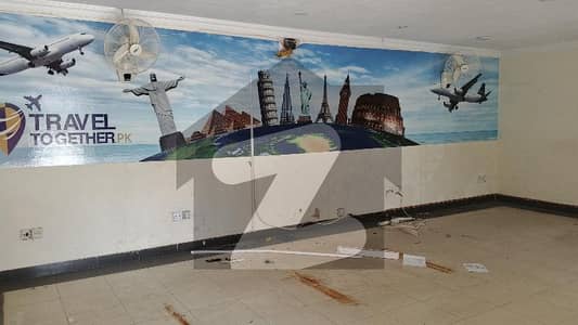 ڈی ایچ اے فیز 1 - بلاک کے فیز 1,ڈیفنس (ڈی ایچ اے),لاہور میں 4 مرلہ Studio دکان 1.5 لاکھ میں کرایہ پر دستیاب ہے۔