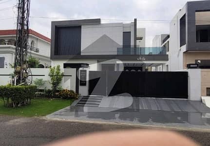 ڈی ایچ اے فیز 4 - بلاک بیبی فیز 4,ڈیفنس (ڈی ایچ اے),لاہور میں 5 کمروں کا 1 کنال مکان 11.0 کروڑ میں برائے فروخت۔