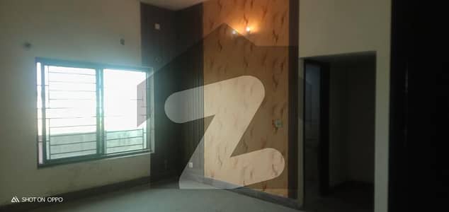 جی ۔ 15/1 جی ۔ 15,اسلام آباد میں 8 کمروں کا 12 مرلہ فلیٹ 4.5 کروڑ میں برائے فروخت۔