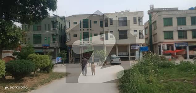 جی ۔ 15/2 جی ۔ 15,اسلام آباد میں 1 کمرے کا 2 مرلہ دکان 32.0 لاکھ میں برائے فروخت۔