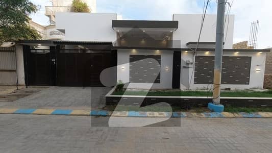 Prime Location In APP Employees Co-operative Housing Society Of APP Employees Co-operative Housing Society, A 400 Square Yards House Is Available