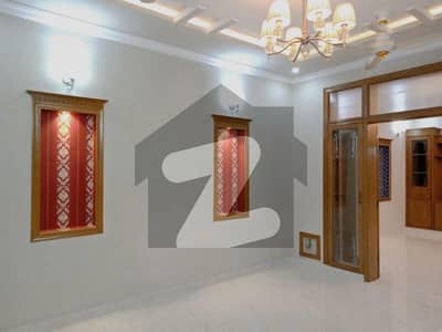 جی ۔ 13 اسلام آباد میں 5 کمروں کا 7 مرلہ مکان 1.85 لاکھ میں کرایہ پر دستیاب ہے۔