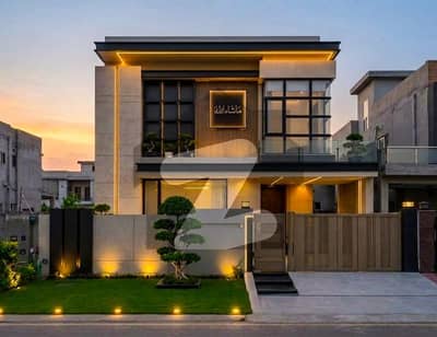 ڈی ایچ اے 9 ٹاؤن ڈیفنس (ڈی ایچ اے),لاہور میں 3 کمروں کا 5 مرلہ مکان 2.5 کروڑ میں برائے فروخت۔