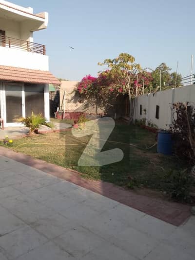 درخشاں ولاز ڈی ایچ اے فیز 6,ڈی ایچ اے ڈیفینس,کراچی میں 4 کمروں کا 1 کنال مکان 7.0 کروڑ میں برائے فروخت۔