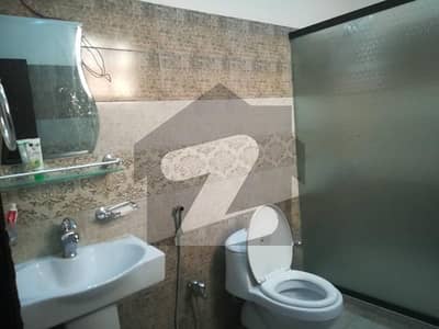 گلشنِ معمار - سیکٹر وی گلشنِ معمار,گداپ ٹاؤن,کراچی میں 7 کمروں کا 16 مرلہ مکان 6.3 کروڑ میں برائے فروخت۔