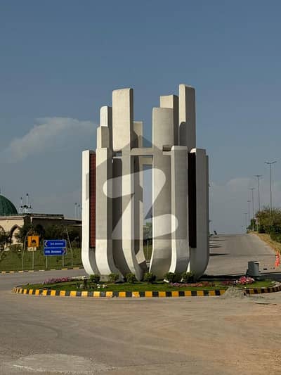 ڈی ایچ اے فیز 5 - سیکٹر سی ڈی ایچ اے ڈیفینس فیز 5,ڈی ایچ اے ڈیفینس,اسلام آباد میں 1 کنال رہائشی پلاٹ 4.25 کروڑ میں برائے فروخت۔