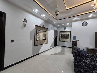 این ایف سی 1 لاہور میں 4 کمروں کا 10 مرلہ مکان 1.6 لاکھ میں کرایہ پر دستیاب ہے۔