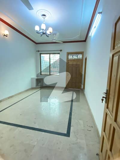 Beautiful Upper Portion 3Bedrooms Attach Bathrooms Study Room TV Lounge And Servant On Mummty