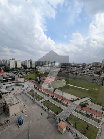 عسکری 11 ۔ سیکٹر بی عسکری 11,عسکری,لاہور میں 4 کمروں کا 12 مرلہ فلیٹ 4.55 کروڑ میں برائے فروخت۔