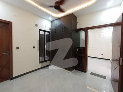 فیصل ٹاؤن فیز 1 - بلاک سی فیصل ٹاؤن فیز 1,فیصل ٹاؤن - ایف ۔ 18,اسلام آباد میں 4 کمروں کا 5 مرلہ مکان 2.75 کروڑ میں برائے فروخت۔