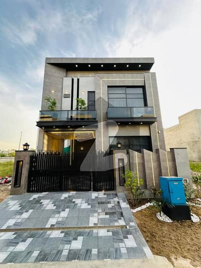 LIMITED OFFER DEFENCE BEAUTIFUL 5 MARLA MODERN DESIGN HOUSE FOR SALE IN DHA LAHORE