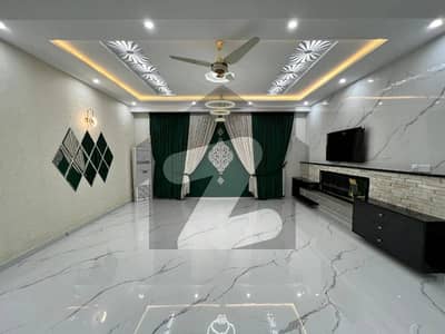 سوان گارڈن اسلام آباد میں 5 کمروں کا 1 کنال مکان 1.28 لاکھ میں کرایہ پر دستیاب ہے۔