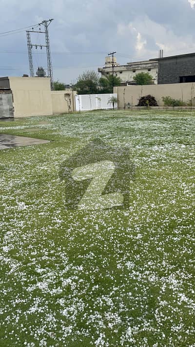 راوت انڈسٹریل اسٹیٹ راولپنڈی میں 8 کنال صنعتی زمین 10.0 کروڑ میں برائے فروخت۔