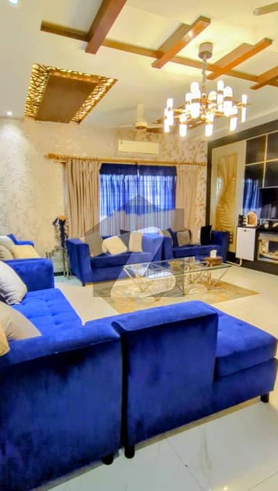 1 Kanal W Block Styilsh Most Out House Prime Hot For Sale dha Phase3 near Park