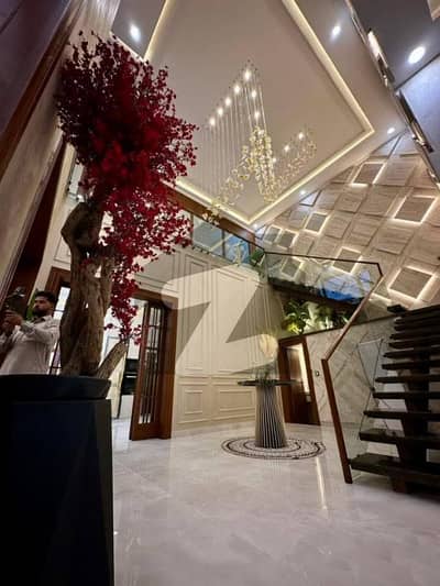 1 KANAL LUXURIOUS HOUSE FULL FURNISHED FOR RENT IN DHA PHASE 8