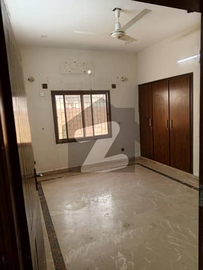 گلستانِِ جوہر ۔ بلاک 12 گلستانِ جوہر,کراچی میں 3 کمروں کا 16 مرلہ مکان 4.75 کروڑ میں برائے فروخت۔