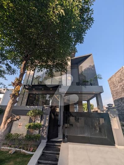 5 MARLA House For Sale in Dha 9 Town