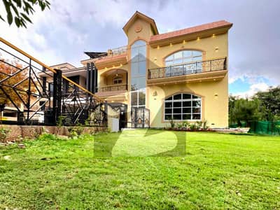 بحریہ گرینز۔ اوورسیز انکلیو - سیکٹر 6 بحریہ گرینز۔ اوورسیز انکلیو,بحریہ ٹاؤن فیز 8,بحریہ ٹاؤن راولپنڈی,راولپنڈی میں 5 کمروں کا 13 مرلہ مکان 4.75 کروڑ میں برائے فروخت۔