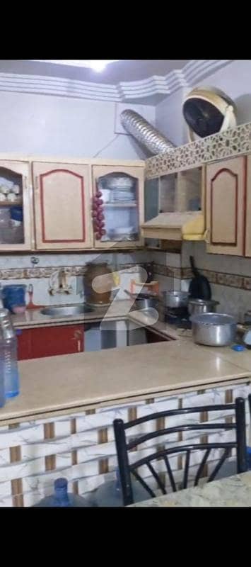 گلشن اقبال - بلاک 13-ڈی2 گلشنِ اقبال,گلشنِ اقبال ٹاؤن,کراچی میں 2 کمروں کا 4 مرلہ فلیٹ 1.1 کروڑ میں برائے فروخت۔