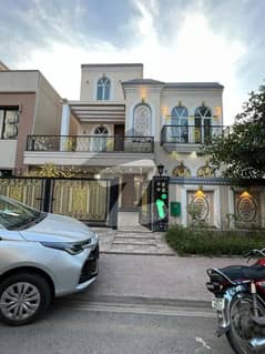 10 Marla Brand New Luxury Spanish House For Rent In Bahria Town Lahore