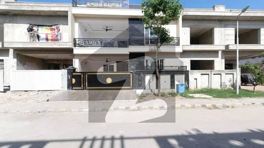 Elegant CDA Approved 10 Marla Triple Story Luxury House for Sale in Islamabad Rehman Enclave