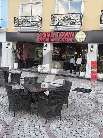 Famous Brand Shop Rental Income 600,000