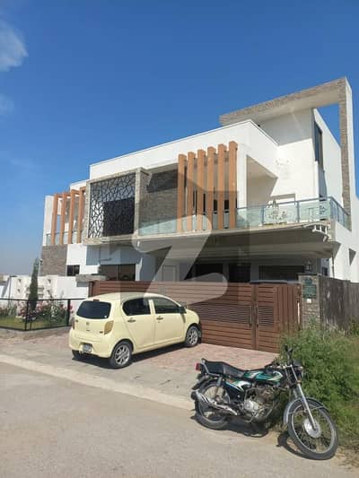 14 Marla Brand New Park Facing Upper Portion in Sector G Bahria Town Phase 8