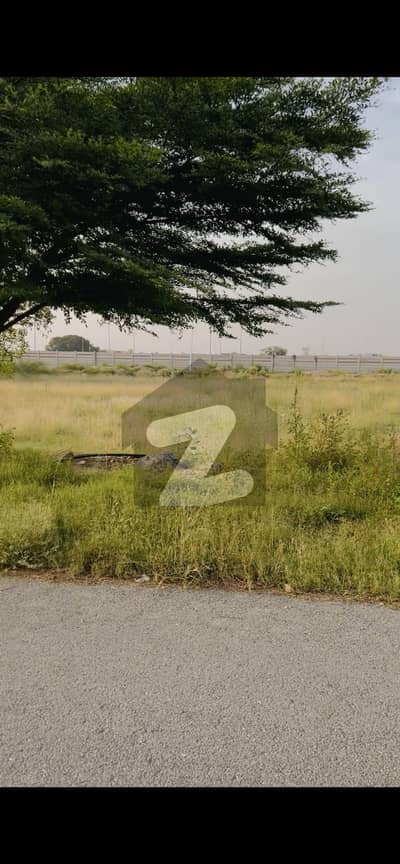 ڈی ایچ اے 9 ٹاؤن - بلاک ای ڈی ایچ اے 9 ٹاؤن,ڈی ایچ اے ڈیفینس,لاہور میں 5 مرلہ رہائشی پلاٹ 85.0 لاکھ میں برائے فروخت۔