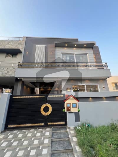 ڈی ایچ اے 11 رہبر سیکٹر 2 ڈی ایچ اے 11 رہبر,لاہور میں 3 کمروں کا 5 مرلہ مکان 2.45 کروڑ میں برائے فروخت۔