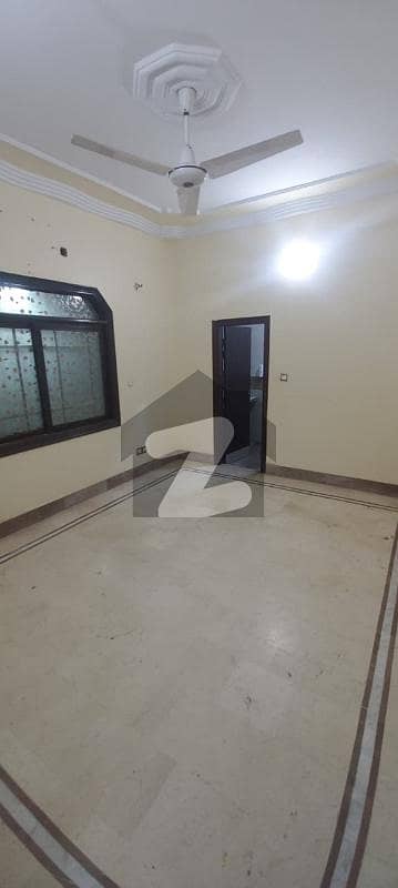 فیڈرل بی ایریا کراچی میں 3 کمروں کا 16 مرلہ بالائی پورشن 1.18 لاکھ میں کرایہ پر دستیاب ہے۔