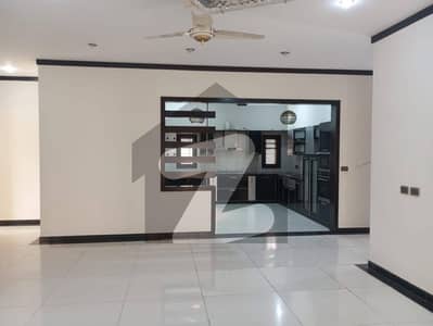 500 Yards Slightly Used Upper Portion For Rent