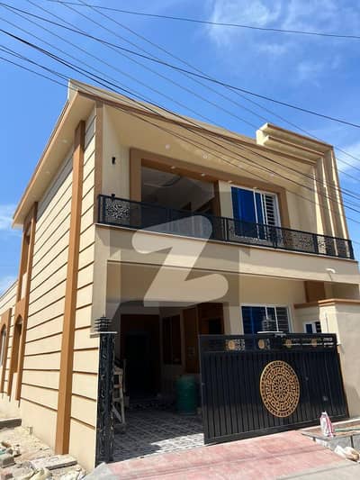 ائیرپورٹ ہاؤسنگ سوسائٹی - سیکٹر 4 ائیرپورٹ ہاؤسنگ سوسائٹی,راولپنڈی میں 3 کمروں کا 5 مرلہ مکان 1.65 کروڑ میں برائے فروخت۔