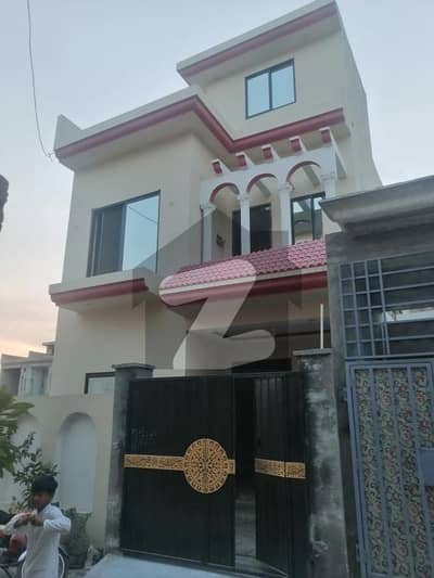 عمر ٹاؤن جیا باگا روڈ,لاہور میں 2 کمروں کا 3 مرلہ مکان 80.0 لاکھ میں برائے فروخت۔