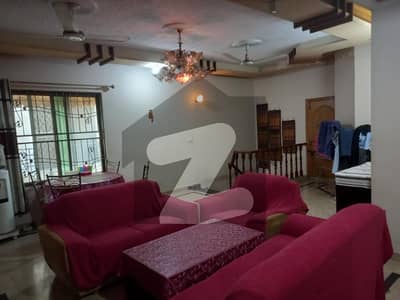 10 marla Outstanding Upper Portion In Wapda Town Prime near park and masjid