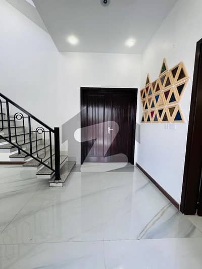 400 Sq. Yards Spacious Bungalow for Sale in Residential Society, Bypass Hyderabad